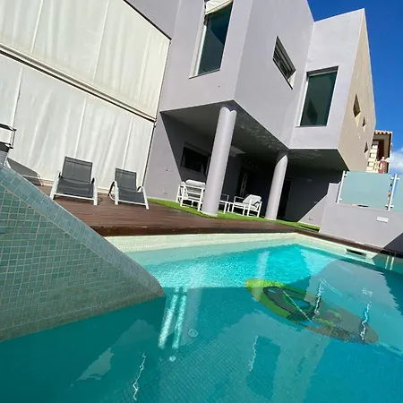 Villa Almendros
