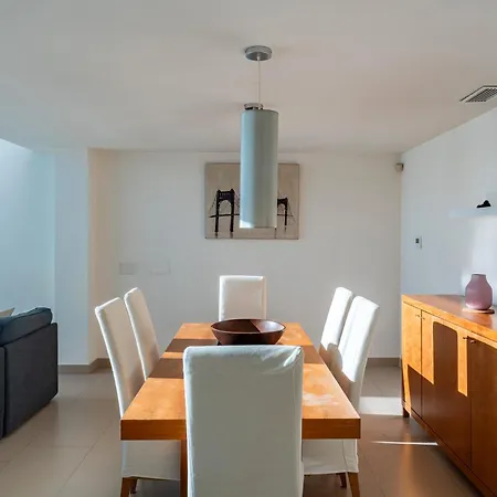 Villa Almendros