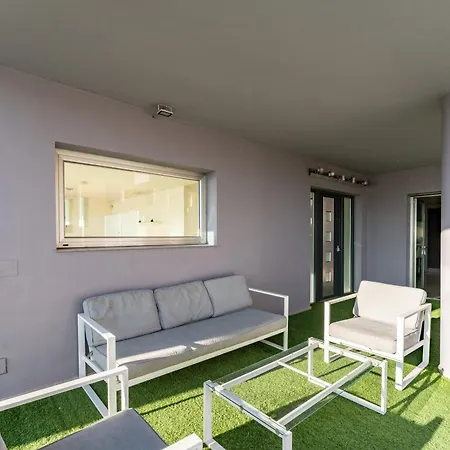 Villa Almendros